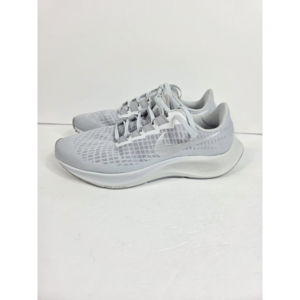 Nike Air Zoom Pegasus 37  WOMEN  9 White Silver Sneaker  ( NO INSOLES )
